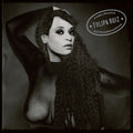 the album cover for Tulipa Ruiz - Habilidades Extraordinarias