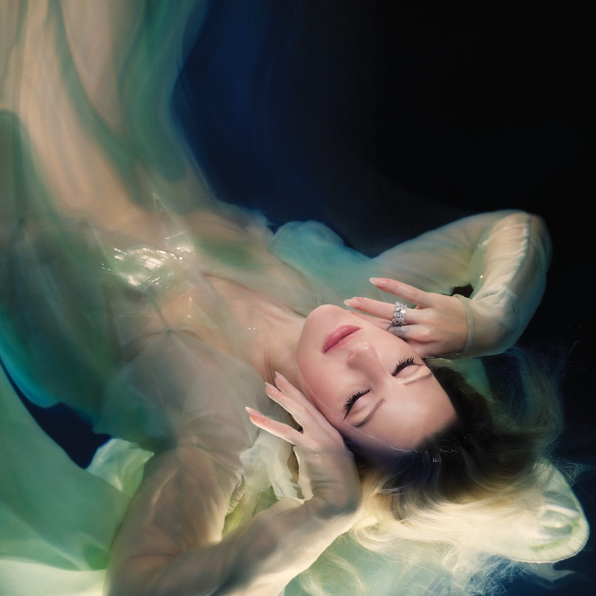 Ellie Goulding — Higher Than Heaven (Deluxe), vinyl LP album cover